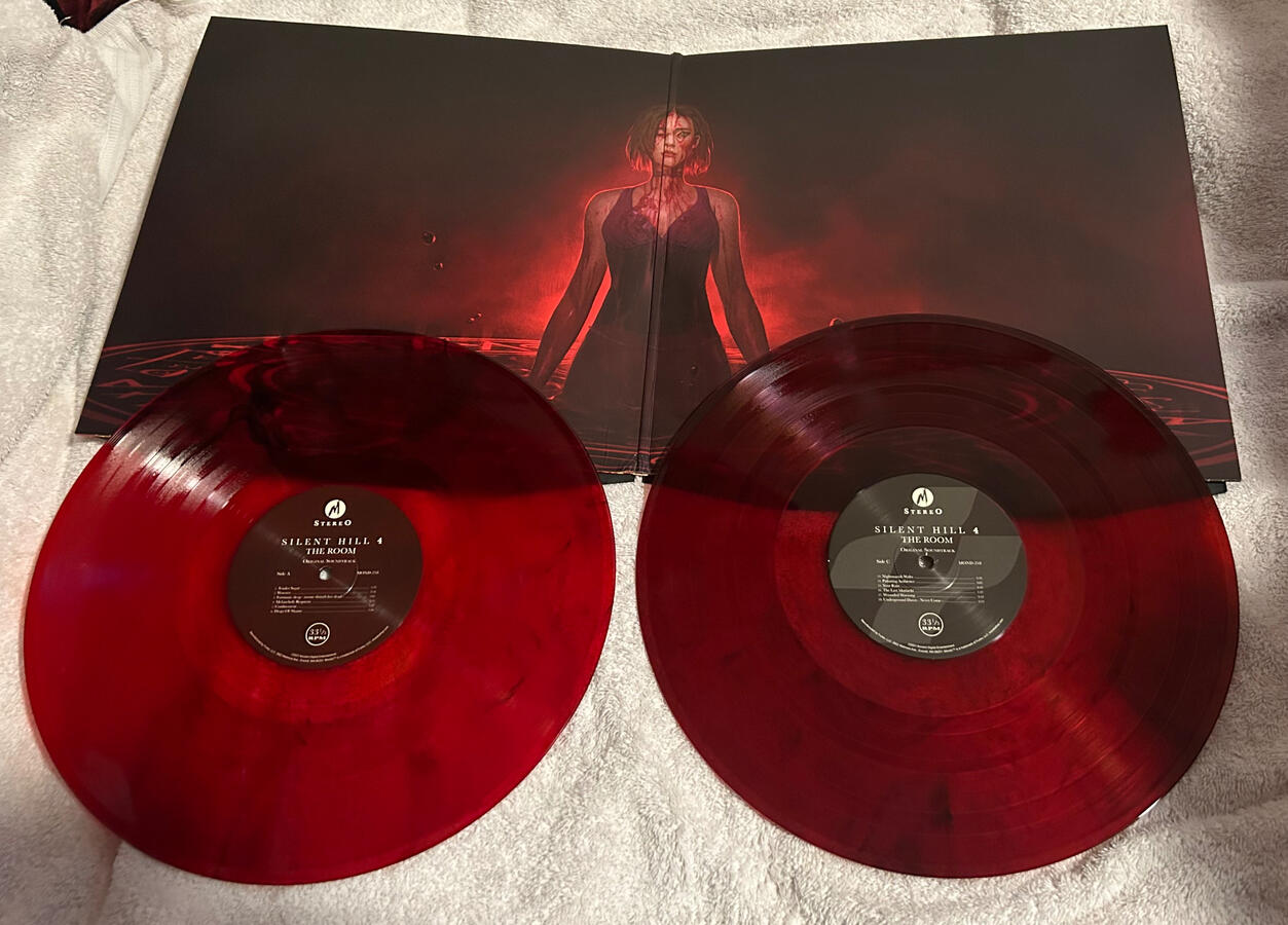 Silent Hill 4 Vinyl Rust (Contents)