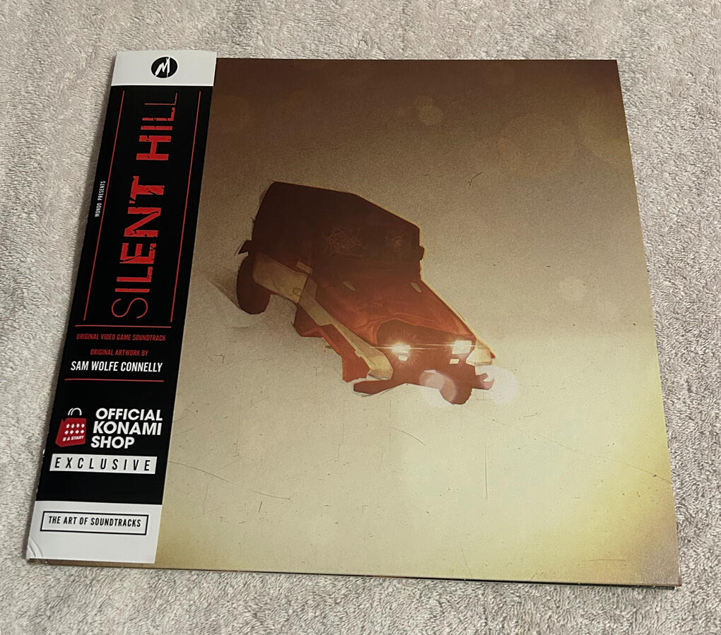 Silent Hill Vinyl Rust (Front) Silent Hill Vinyl Rust (Front)